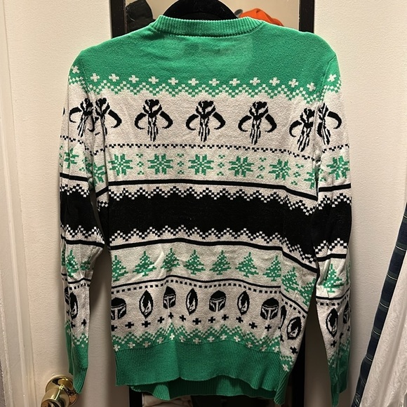 EUC Baby Yoda Christmas sweater sz medium - Picture 3 of 3
